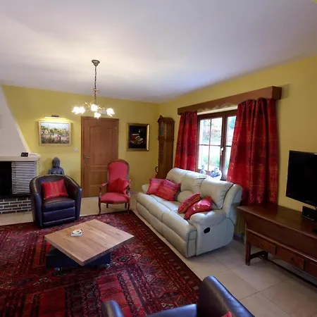 La Colline Aux Hirondelles Villa