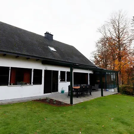 Villa La Colline Aux Hirondelles