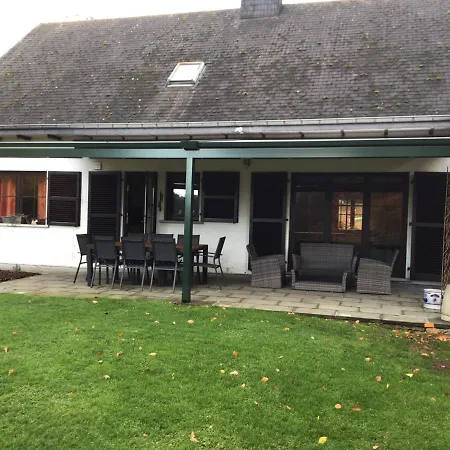 La Colline Aux Hirondelles Villa *