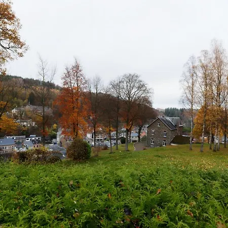 Villa La Colline Aux Hirondelles