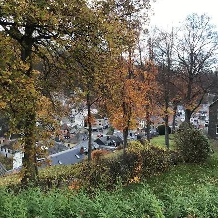 La Colline Aux Hirondelles