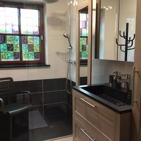 Villa La Colline Aux Hirondelles